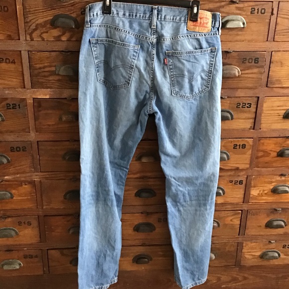 Men’s Levi Jeans 559 - Picture 2 of 5